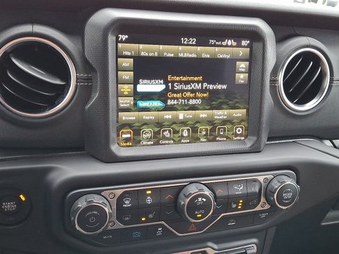 Used 2022 Jeep Wrangler Unlimited Sahara w/ Cold Weather Group image 16