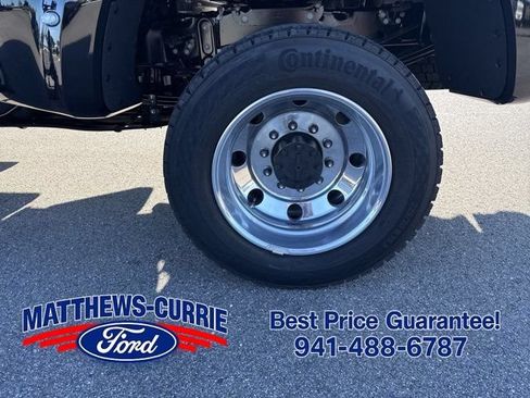 New 2027 Ford F450 Platinum w/ FX4 Off-Road Package AWD/4WD image 17