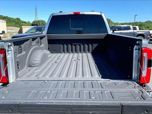 Used 2024 Ford F250 Limited w/ FX4 Off-Road Package AWD/4WD image 9