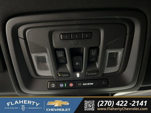 Used 2023 Chevrolet Silverado 1500 ZR2 w/ Technology Package AWD/4WD image 33
