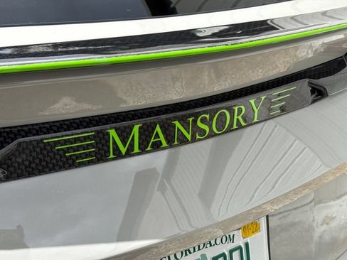Used 2019 Lamborghini Urus AWD/4WD image 7