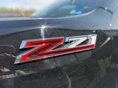 Used 2023 Chevrolet Silverado 2500 LT w/ Midnight Edition image 10