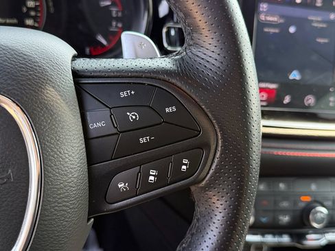 Used 2025 Dodge Durango GT AWD/4WD image 18