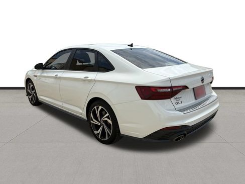 Used 2024 Volkswagen Jetta GLI Autobahn FWD image 4