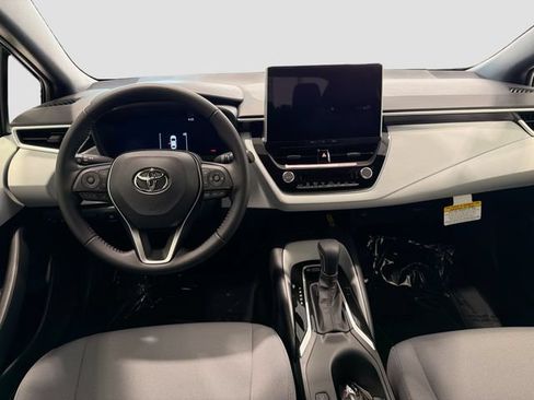 New 2026 Toyota Corolla SE w/ SE Premium Package FWD image 18