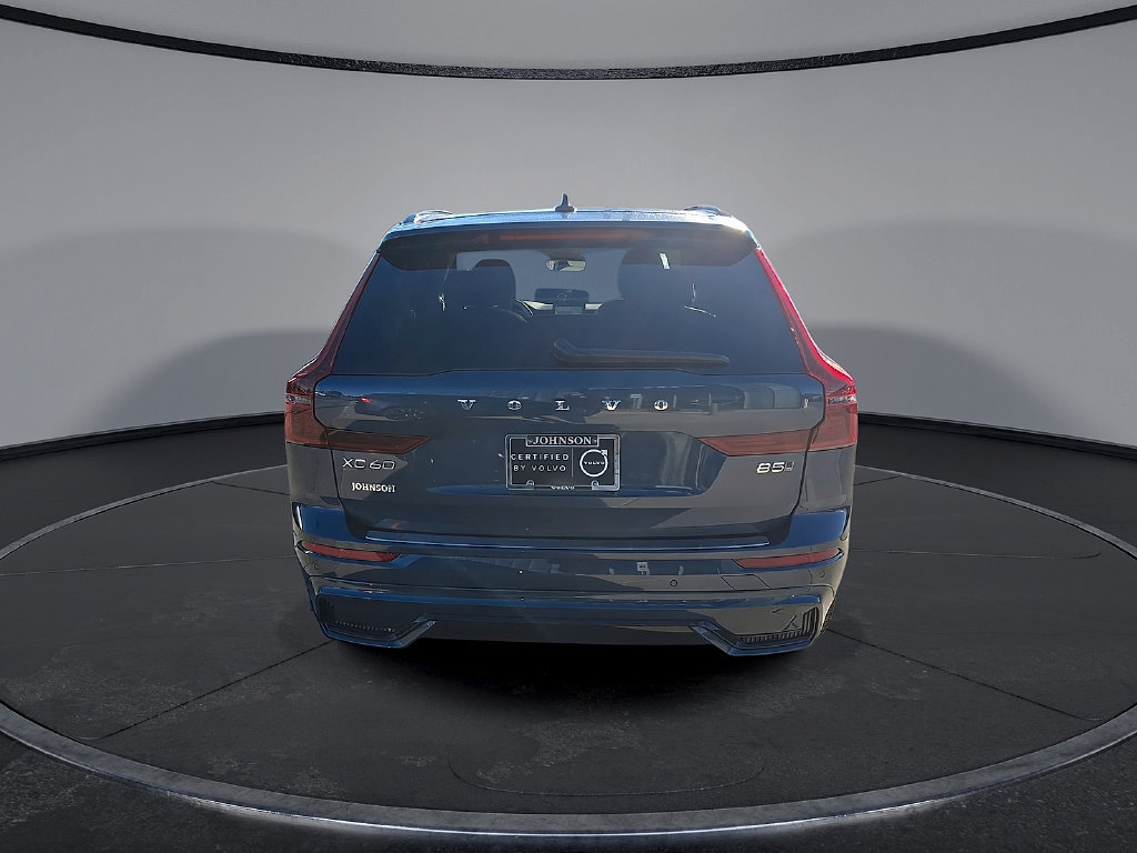 Certified 2026 Volvo XC60 B5 Ultra AWD/4WD image 8