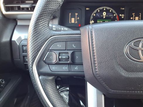 Certified 2024 Toyota Tacoma SR5 image 9