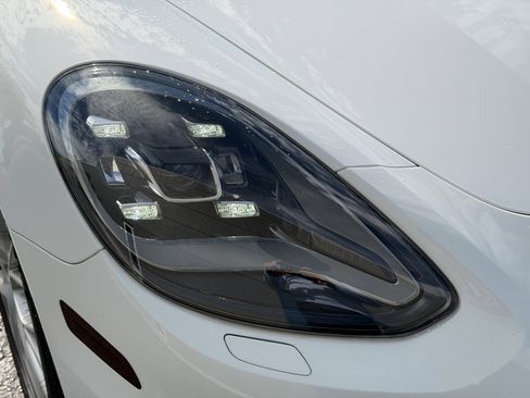 Certified 2020 Porsche Panamera 4 image 13