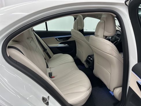 Used 2026 Mercedes-Benz E 350 Sedan image 23