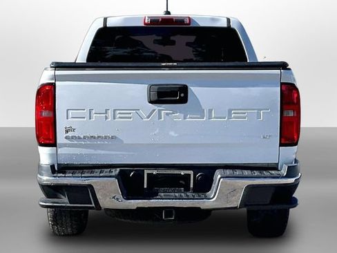 Used 2022 Chevrolet Colorado W/T w/ WT Convenience Package AWD/4WD image 4