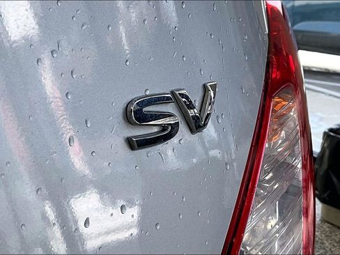 Used 2017 Nissan Versa SV image 9