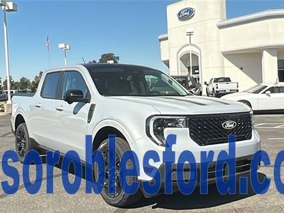 New 2025 Ford Maverick Lariat w/ Black Appearance Package