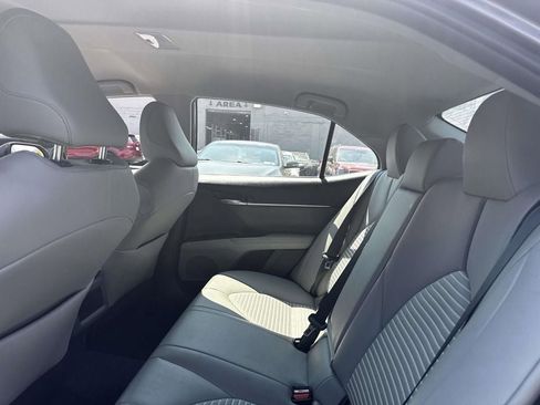 Used 2023 Toyota Camry SE AWD/4WD image 13