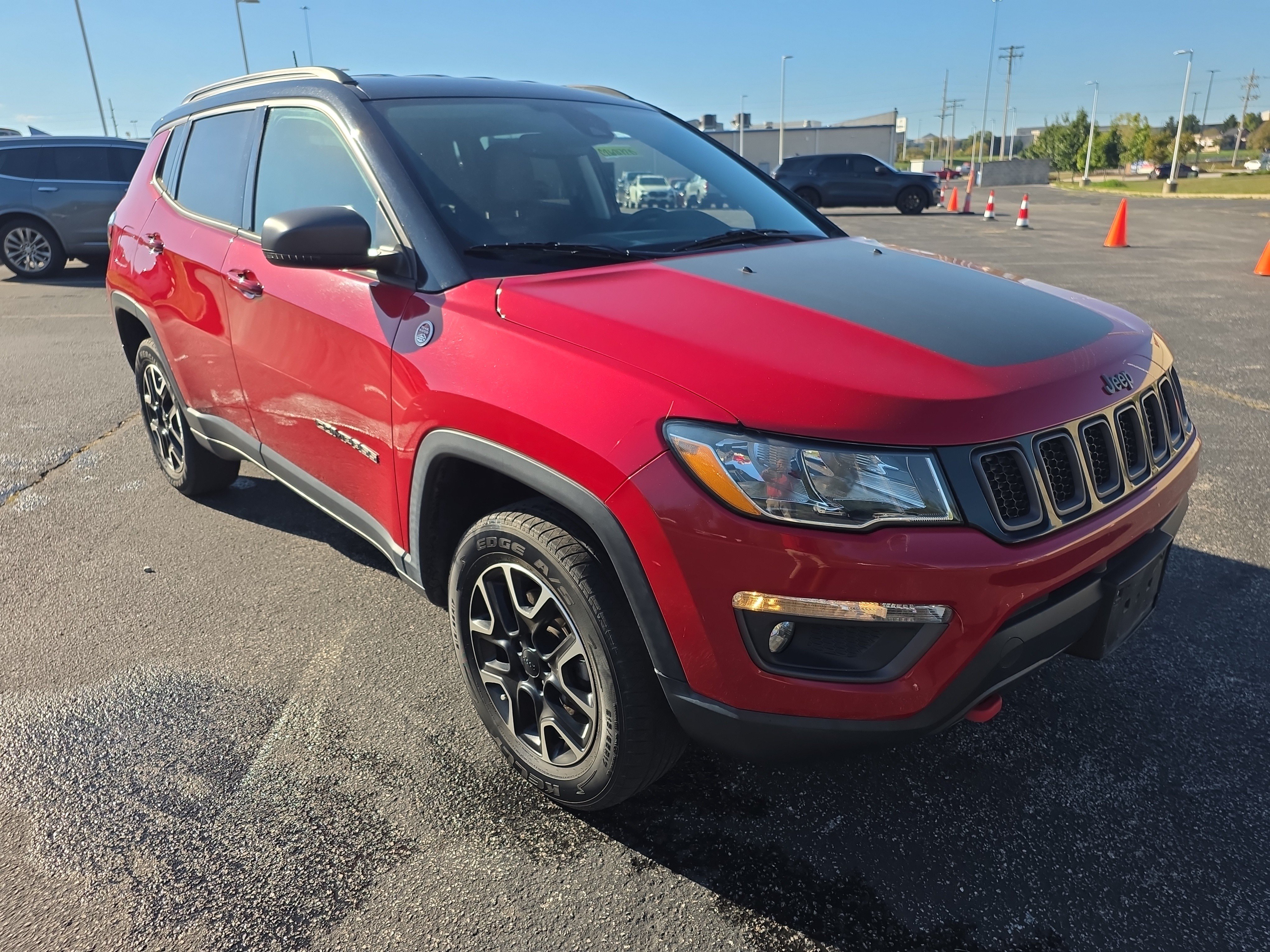 Used 2021 Jeep Compass Trailhawk AWD/4WD image 2