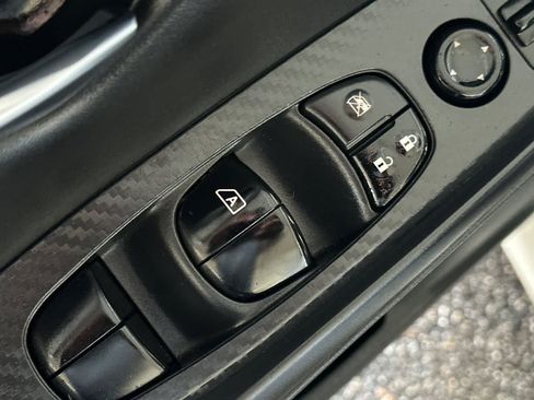 Used 2022 Nissan Sentra SV FWD image 14