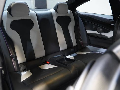Used 2020 BMW M4 Coupe w/ Competition Package RWD image 37
