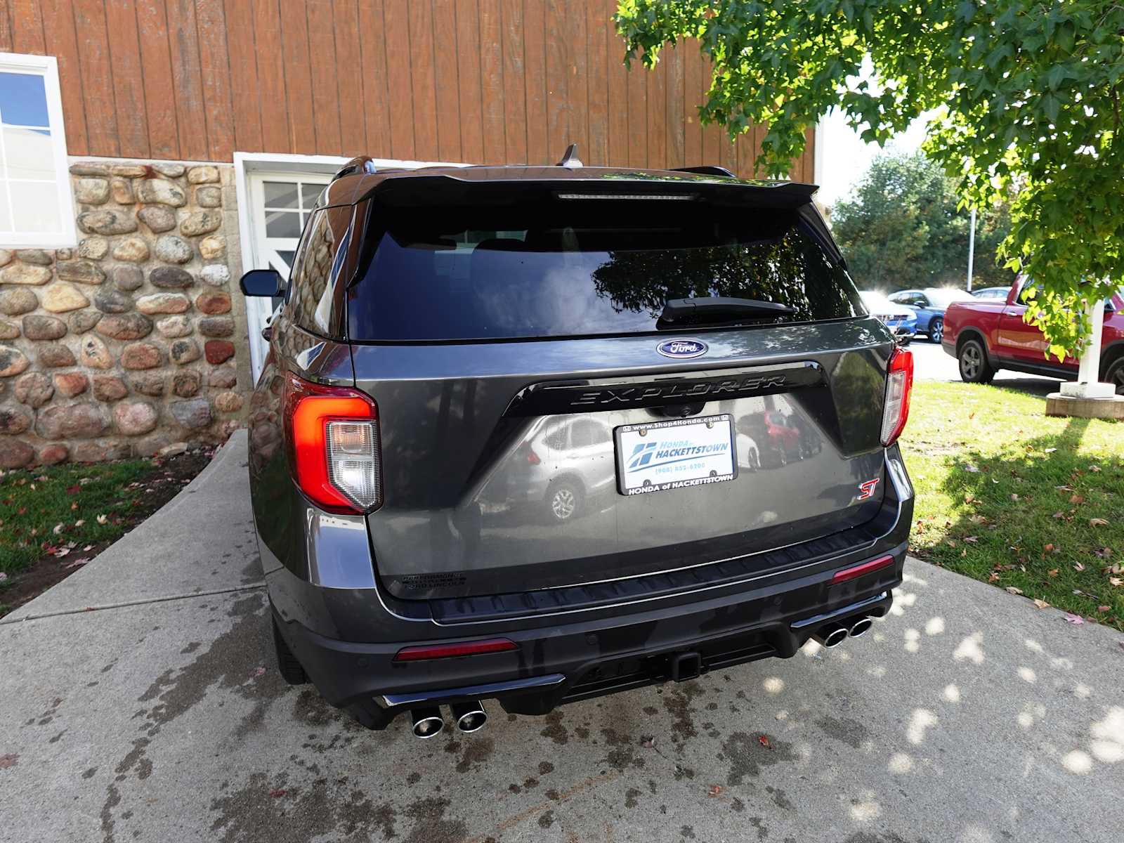 Used 2020 Ford Explorer ST w/ Premium Technology Package AWD/4WD image 5