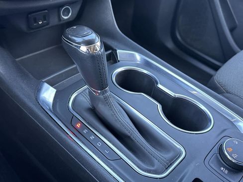 Used 2019 Chevrolet Traverse LT image 29