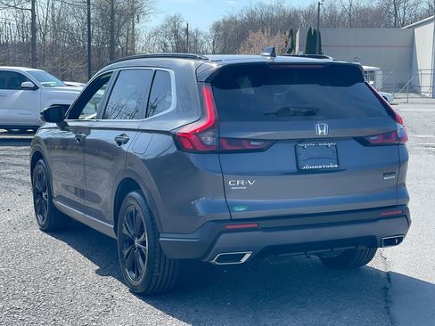 Used 2023 Honda CR-V Sport Touring image 14