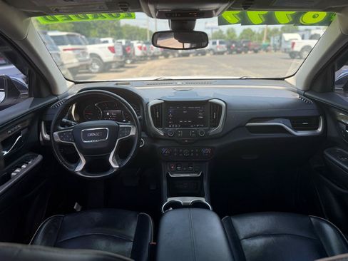 Used 2019 GMC Terrain Denali w/ Driver Alert Package II FWD image 16