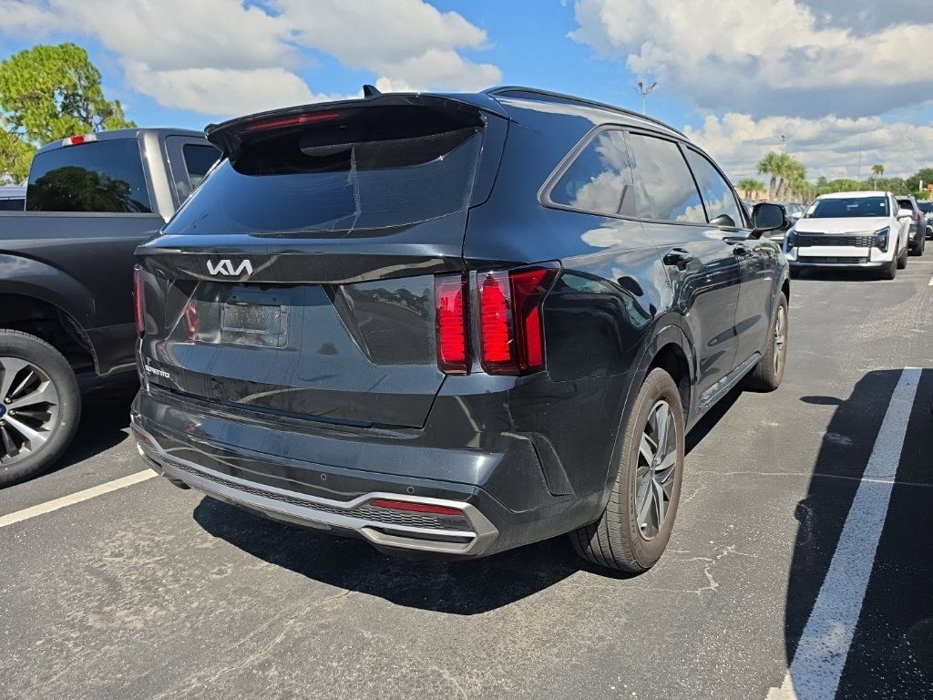 Used 2023 Kia Sorento EX FWD image 17