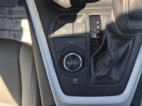 Used 2023 Toyota RAV4 XLE w/ Convenience Package AWD/4WD image 32