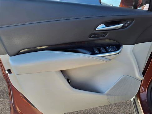 Used 2019 Cadillac XT4 Premium Luxury image 12