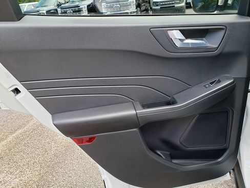 New 2024 Ford Escape Base image 12