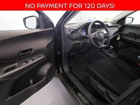 New 2025 Nissan Kicks Play S image 6