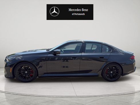 Used 2026 BMW M5 w/ Executive Package AWD/4WD image 2