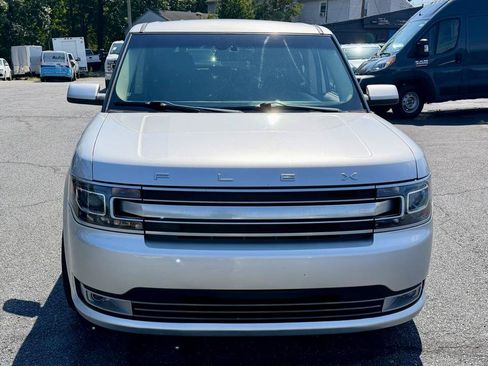 Used 2019 Ford Flex Limited AWD/4WD image 3