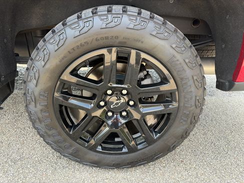 Used 2022 Chevrolet Silverado 1500 LT Trail Boss w/ Safety Package AWD/4WD image 7