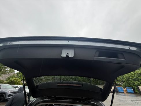 New 2026 Volkswagen Taos SE AWD/4WD image 14
