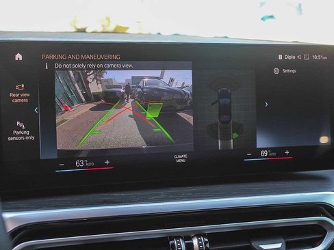 Certified 2023 BMW 330i Sedan w/ Driving Assistance Package image 38