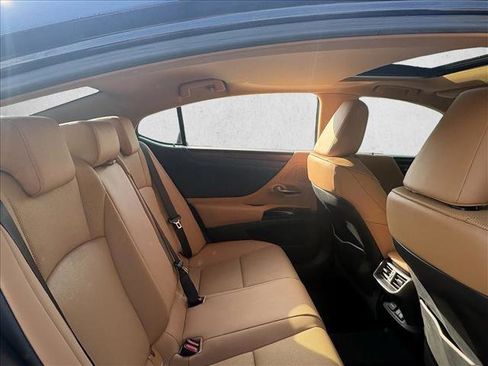 Used 2022 Lexus ES 350 w/ Premium Package image 18