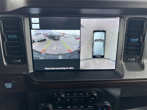 Used 2022 Ford Bronco Outer Banks image 22