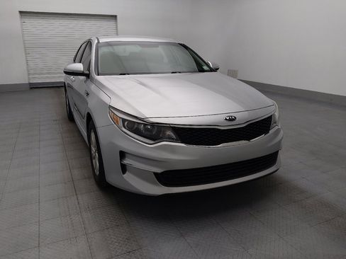 Used 2018 Kia Optima LX FWD image 14