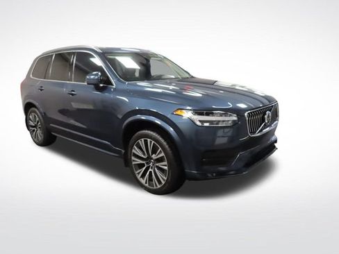 Used 2020 Volvo XC90 T5 Momentum FWD image 7