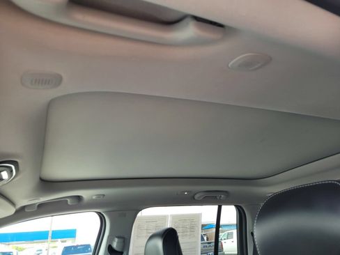 Used 2023 Jeep Grand Cherokee 4WD 4xe image 19