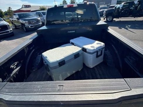 Used 2022 Ford F350 XLT w/ XLT Premium Package AWD/4WD image 12