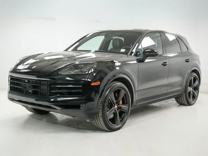 Used 2025 Porsche Cayenne w/ Premium Package