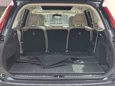 Used 2022 Volvo XC90 T5 Momentum w/ Advanced Package image 30