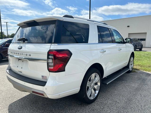 Used 2024 Ford Expedition Platinum AWD/4WD image 4