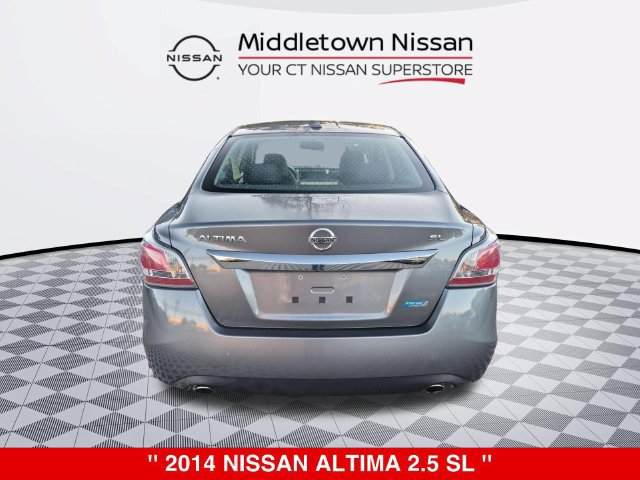 Used 2014 Nissan Altima 2.5 SL w/ Moonroof Package FWD image 4