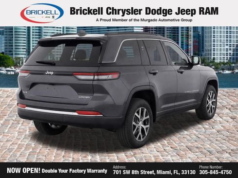 Used 2025 Jeep Grand Cherokee Limited AWD/4WD image 4