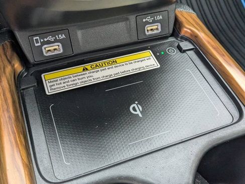 Used 2020 Honda CR-V Touring image 27