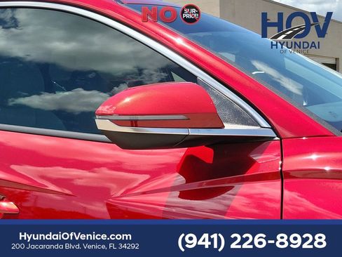 Used 2025 Hyundai Tucson SEL FWD image 12