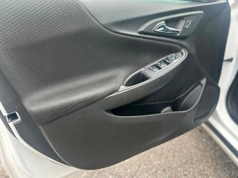 Used 2023 Chevrolet Malibu LS FWD image 10