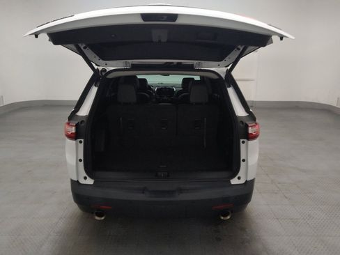 Used 2021 Chevrolet Traverse RS w/ LPO, 'HIT The Road' Package FWD image 29