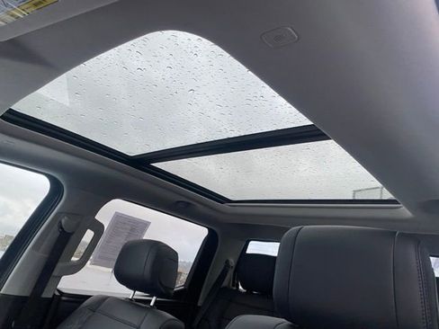 Used 2024 Toyota Tundra Limited image 14